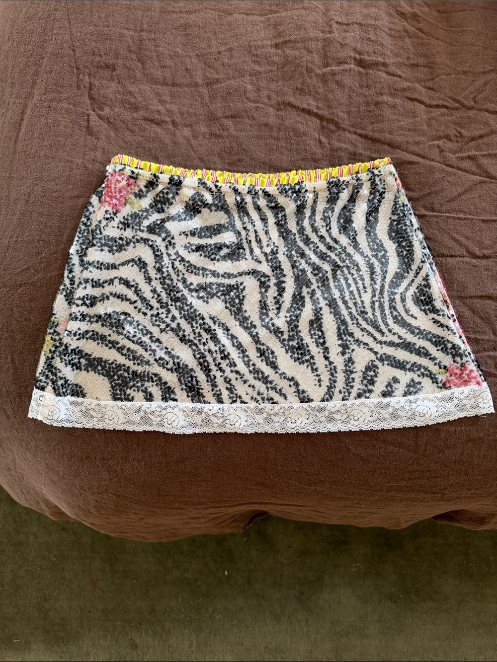 Hand Over Floral Zebra Sequin Mini Skirt - Picture 5 of 5